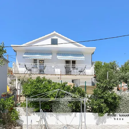 2 Bedroom Amazing In Gustirna
